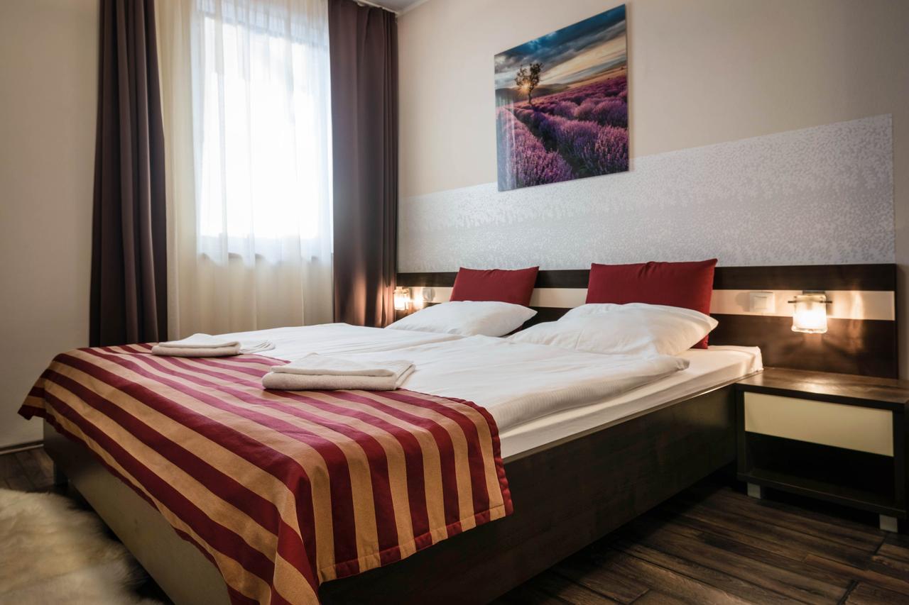 Apartman Mirka - Hotel Luka Бешенёва Экстерьер фото