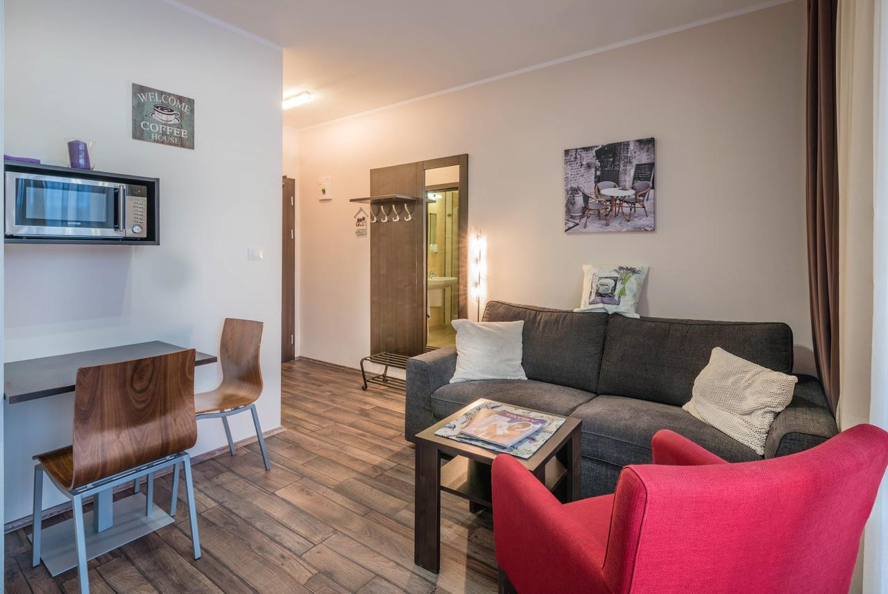 Apartman Mirka - Hotel Luka Бешенёва Экстерьер фото